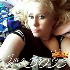 Meet your Posher, Leanna